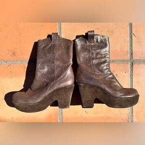 Vintage Kork-Ease Brown Leather Suede Platform Boots  Gold Metallic Size 8 / 39